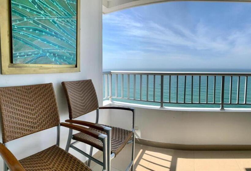 Apartamento 1 Dormitório com Sacada, Apartamentos Palmetto   Frente Al Mar