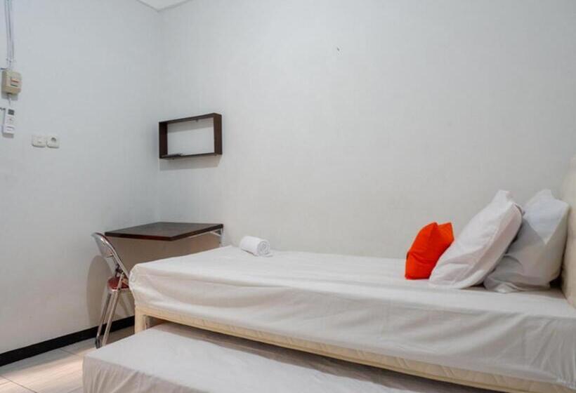スタンダードルーム, Koolkost Syariah Near Rsup Dr Kariadi Semarang Minimum Stay 6 Nights