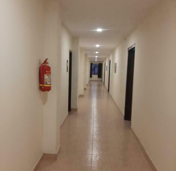 اتاق اکونومی یک تخته, Madaparambil Residency