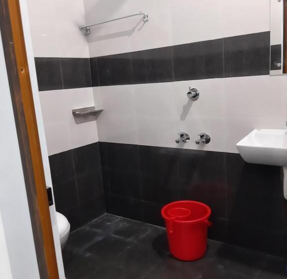 اتاق اکونومی, Madaparambil Residency
