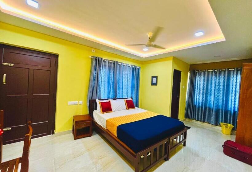 اتاق لوکس, Madaparambil Residency