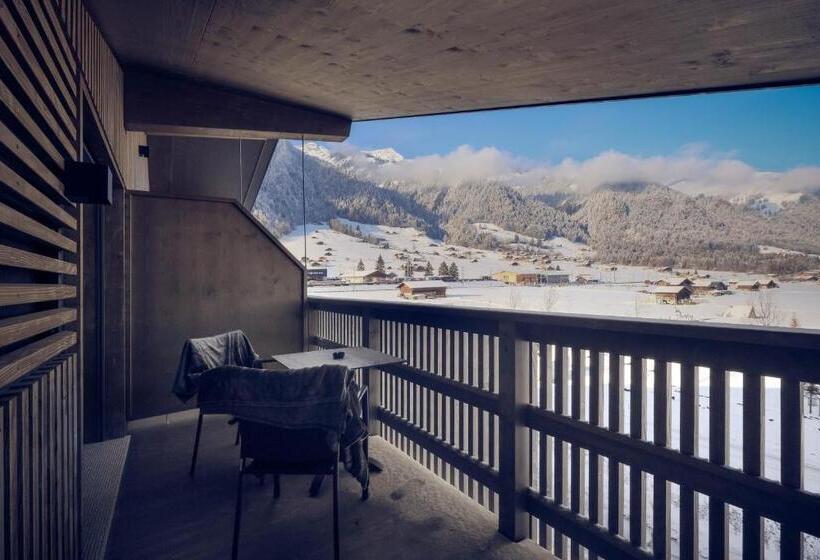 חדר משפחתי, Frutigresort