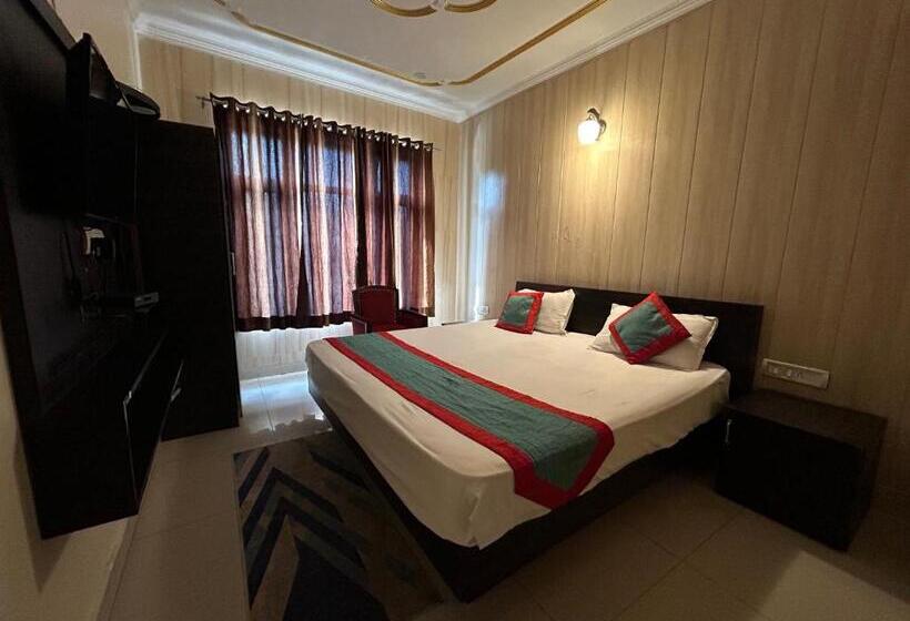 Quarto Estandar, Jp Regency