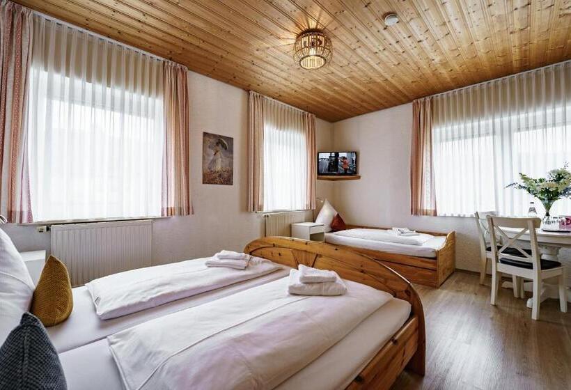 غرفة قياسية ثلاثية, Landgasthof Ochsen