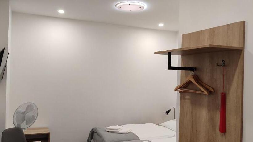 غرفة إقتصادية, Penzion Don