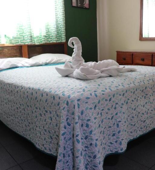 غرفة قياسية, Toledo