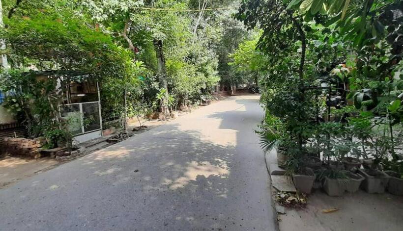 חדר משפחתי, Room In Guest Room Posh S Delhi Foreigners Area, Lajpat Nagar