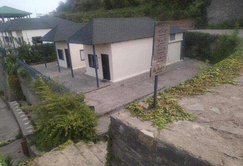 スタンダードスタジオ, Suryavilas Luxury Resort & Spa