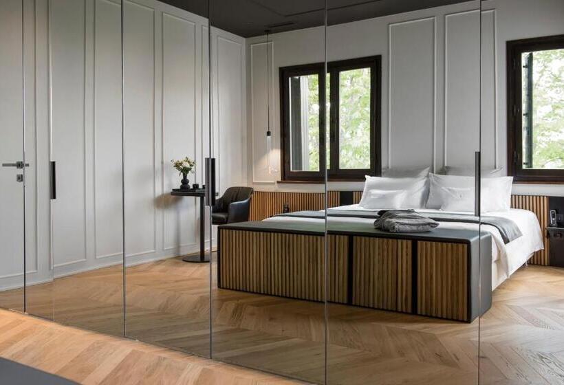 סוויטת ג'וניור עם טרסה, Relais Villa Margherita