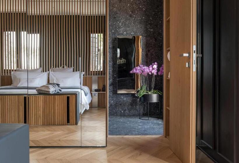 מיטת קינג בסוויטה, Relais Villa Margherita