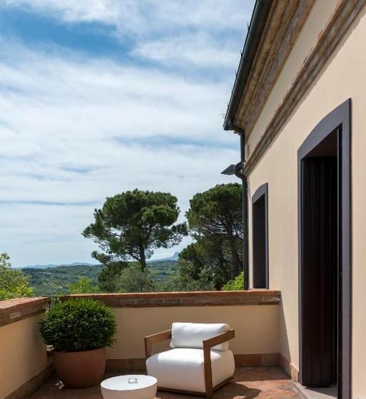 מיטת קינג בסוויטה, Relais Villa Margherita