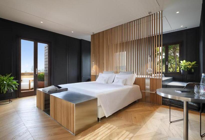 מיטת קינג בסוויטה, Relais Villa Margherita