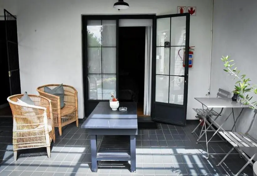 身障者適用キングサイズベッドルーム, Beautiful Betty Guesthouse