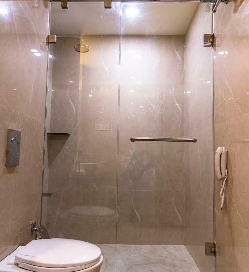 סוויטה, Pratham