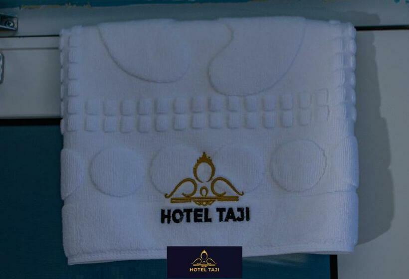 اتاق اکونومی یک تخته, Taji