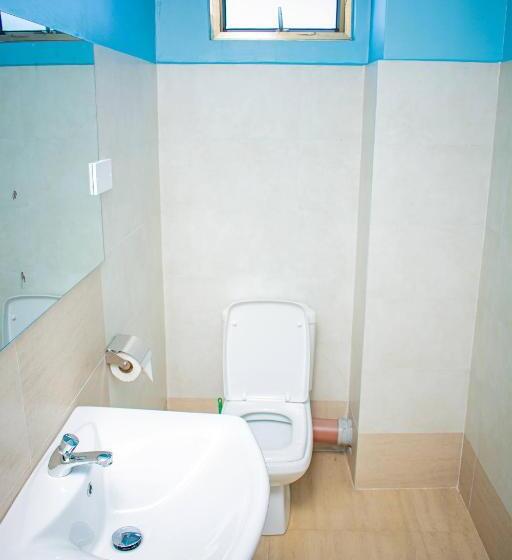 اتاق اکونومی یک تخته, Taji