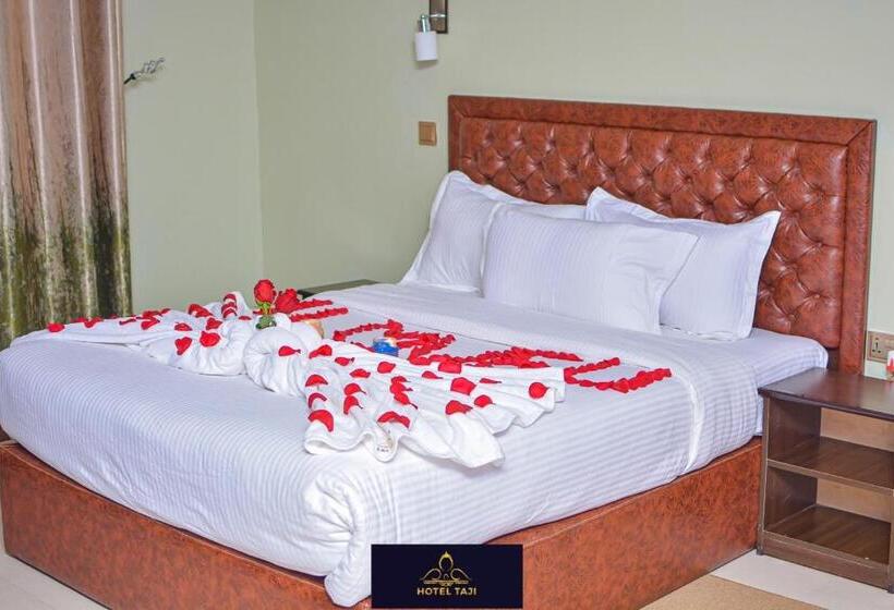 اتاق لوکس, Taji