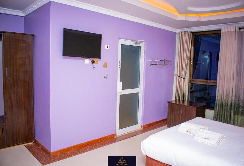 اتاق لوکس, Taji