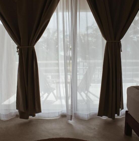 带海景的复工套房, Noah Beach Hotel & Suites