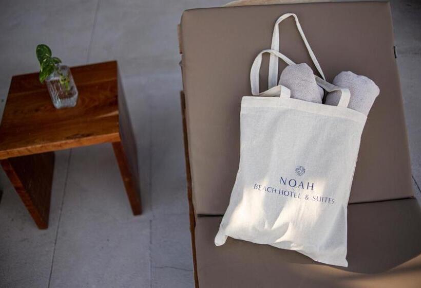 带阳台的三人标准间, Noah Beach Hotel & Suites