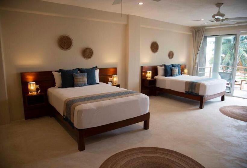 スイート, Noah Beach Hotel & Suites