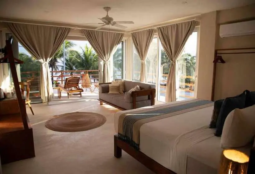 Sviitti Merinäkymä, Noah Beach Hotel & Suites