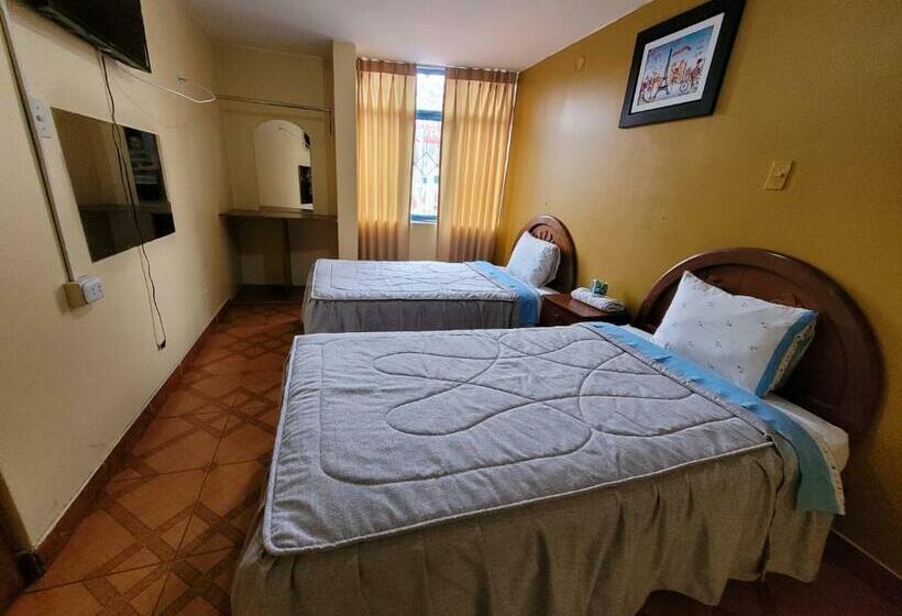 スタンダードルーム, Hostal Cristal De Luna
