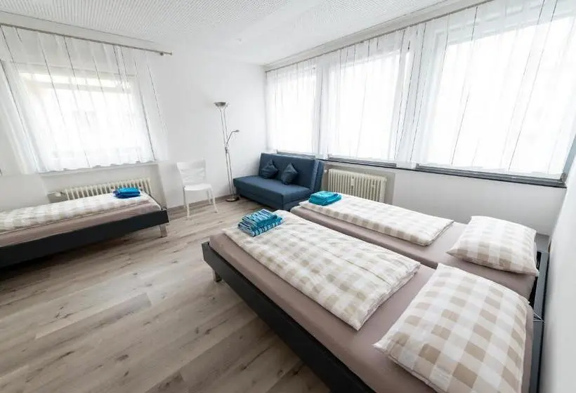 バスルーム共有のトリプルスタンダード, Stadthaus Seeblick G5   Hostel