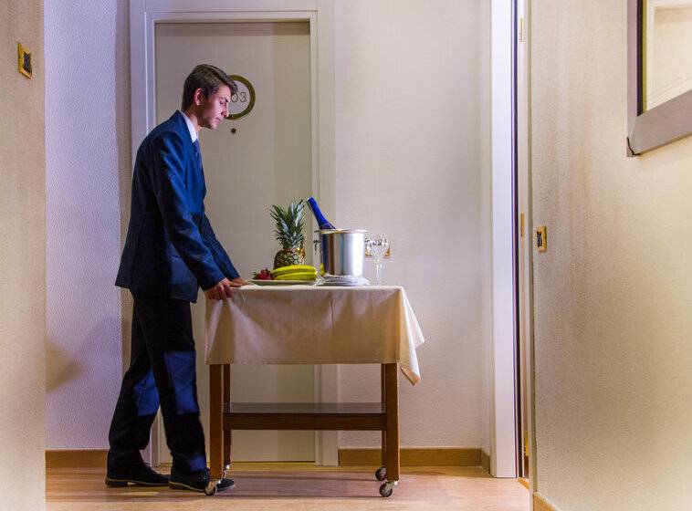 Четырехместный Номер Стандарт, Bellavista Club Caroli Hotels