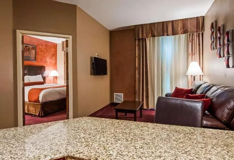 キングサイズベッドのスイートルーム, Best Western Plus Hannaford Inn & Suites