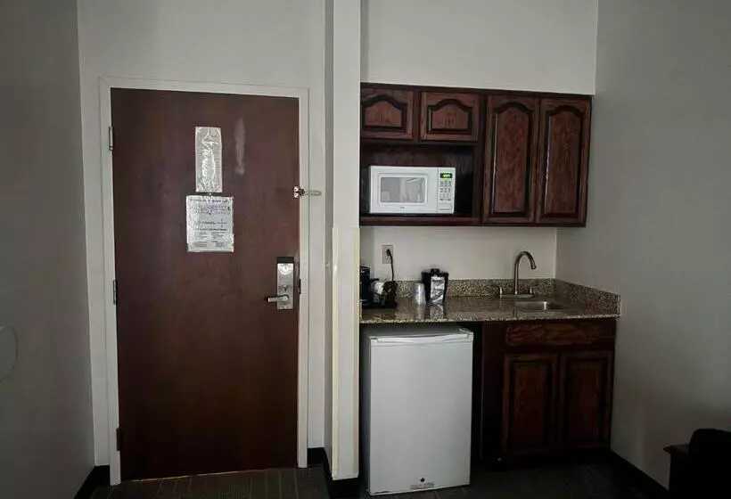 身障者適用スタンダードルーム, Best Western Plus Hannaford Inn & Suites