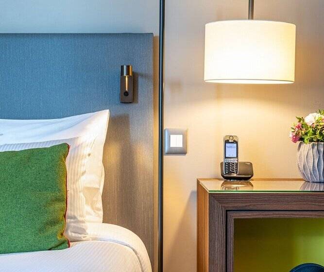 Студия Deluxe, Fraser Suites Paris La Défense