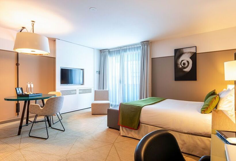 Студия Deluxe, Fraser Suites Paris La Défense