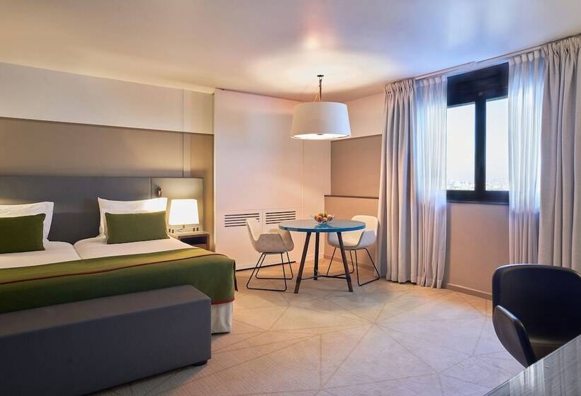 סטודיו דלוקס, Fraser Suites Paris La Défense