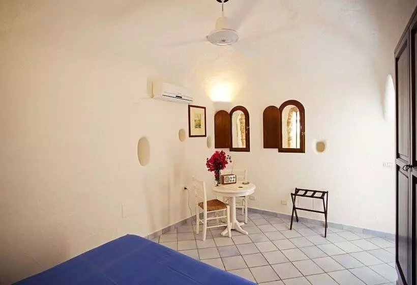 コンフォートルーム, I Dammusi Di Borgo Cala Creta