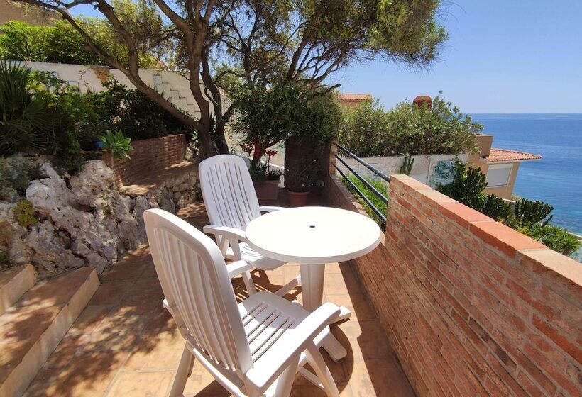 Студия Superior, La Rosa Sul Mare