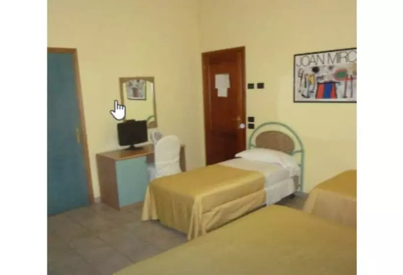 スタンダード4人部屋, Mediterraneo Palace