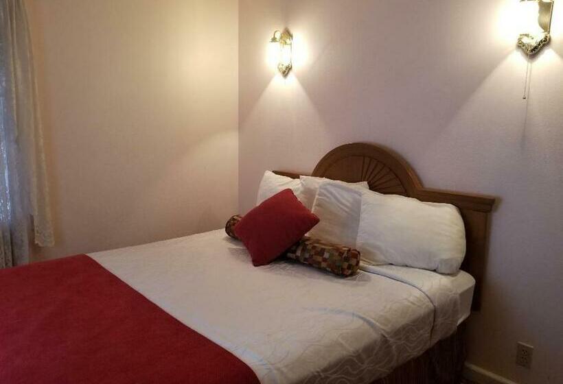 منزل غرفتين نوم, Nevada City Inn