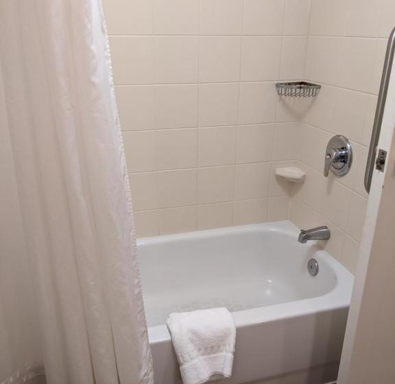 バルコニー付きスタンダードルーム, Rod 'n' Reel Resort