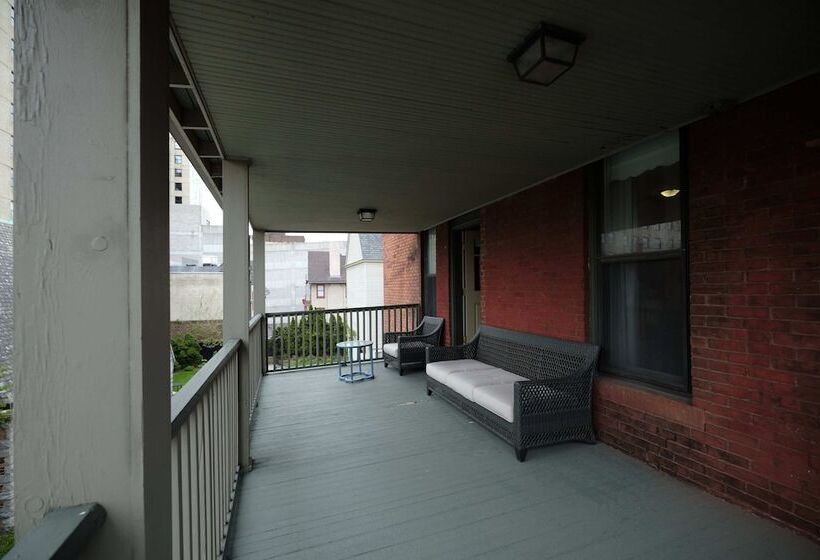 行政房间, The Inn On Ferry Street