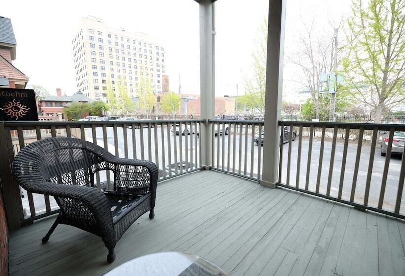 高级大房间, The Inn On Ferry Street