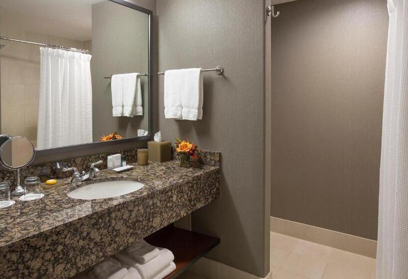 디럭스 룸, The Paramount Hotel Portland