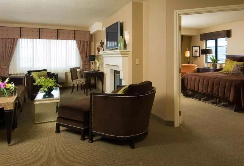 سوئیت با تخت بزرگ, The Paramount Hotel Portland