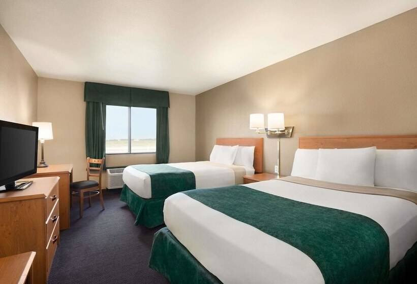 غرفه قياسيه سريرين مزدوجين, Travelodge By Wyndham Pecos