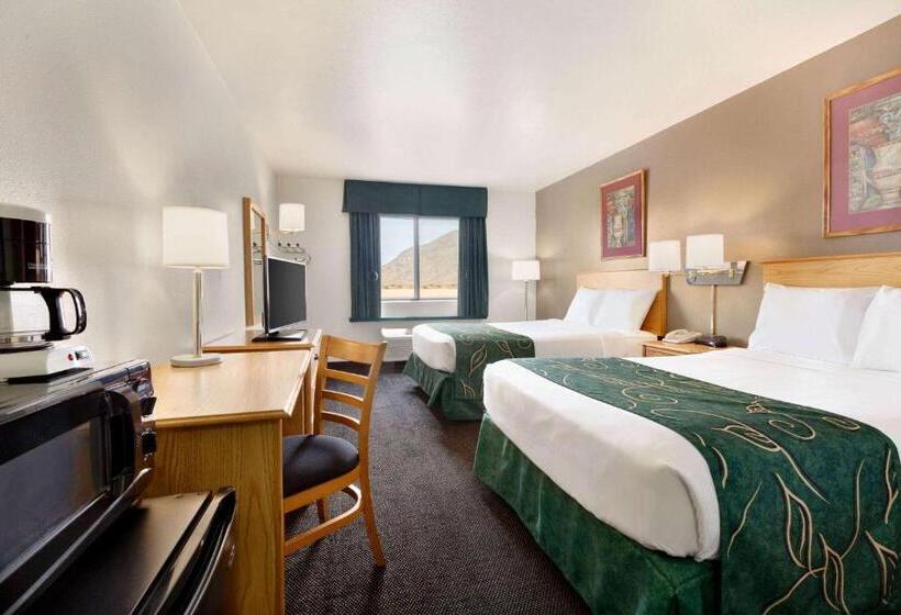 חדר סטנדרט מותאם לאדם עם מוגבלויות, Travelodge By Wyndham Yermo