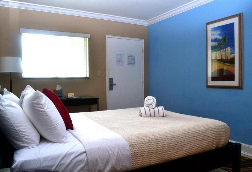 스탠다드 스튜디오, Victoria Park