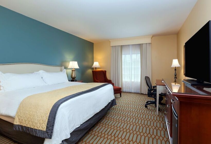 ガーデンビューデラックスルーム, Virginia Crossings Hotel, Tapestry Collection By Hilton