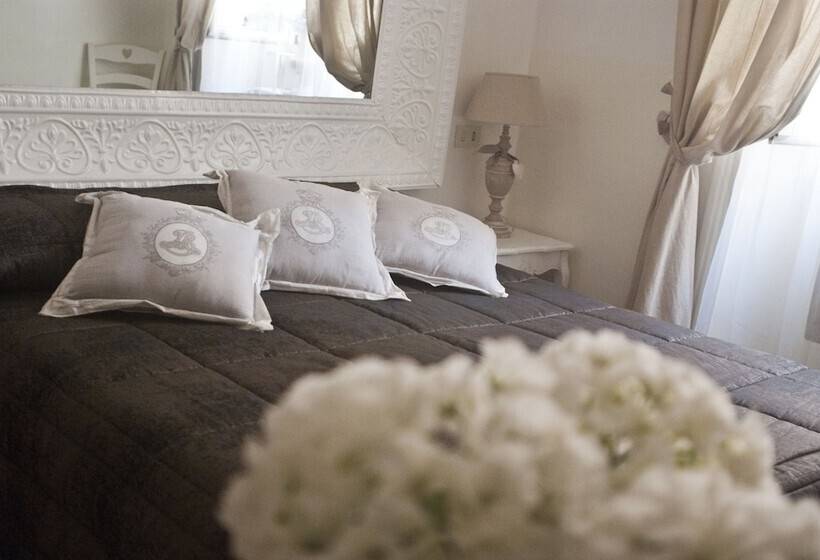 חדר סטנדרט לארבעה, Virginia