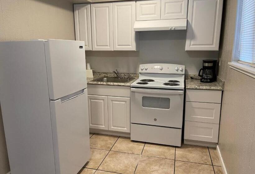 패밀리 스위트, Tahoe Hacienda Inn