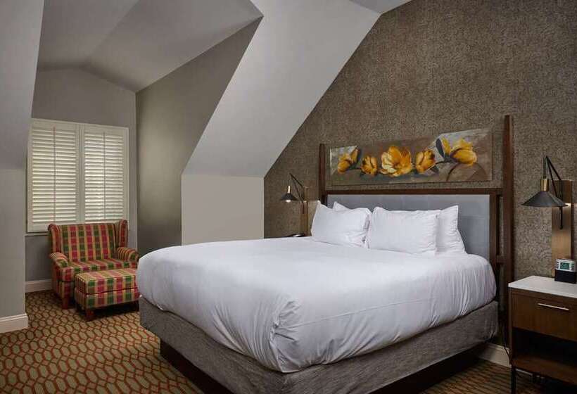 Habitació Deluxe Llit King, Virginia Crossings Hotel, Tapestry Collection By Hilton